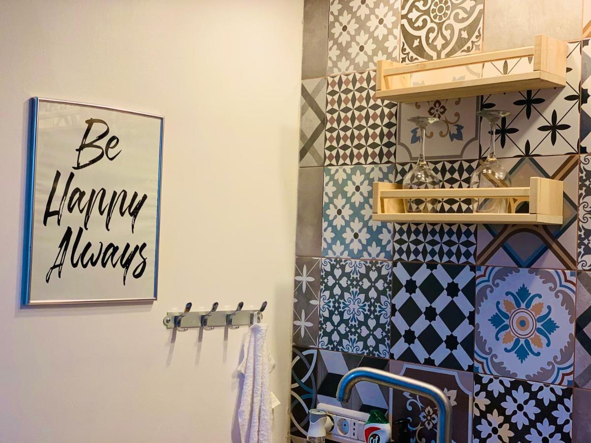 Private Place To Stay Self Check In-Nonstop- Netflix-Wifi 雷希察 外观 照片
