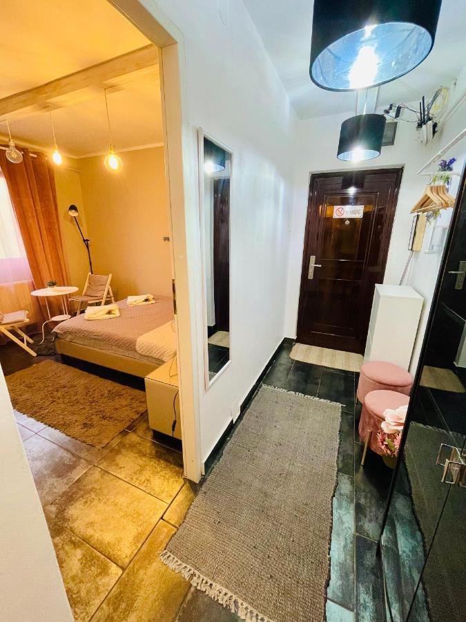 Private Place To Stay Self Check In-Nonstop- Netflix-Wifi 雷希察 外观 照片