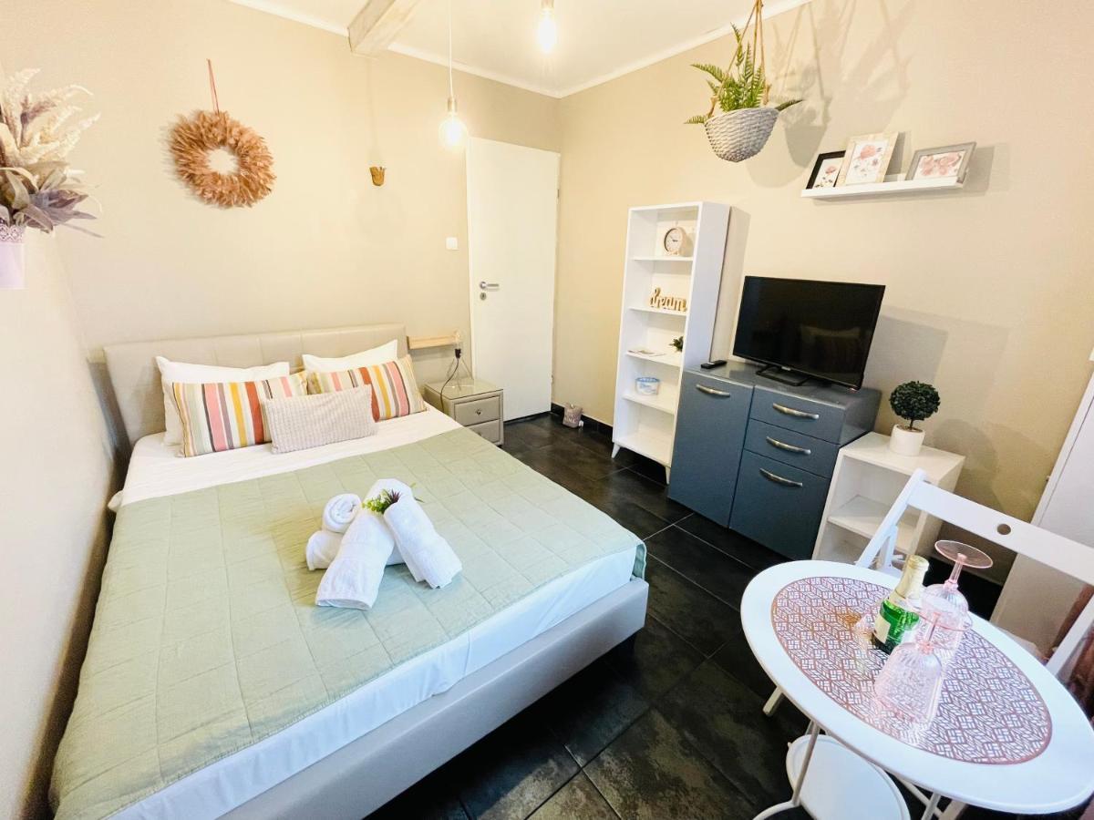 Private Place To Stay Self Check In-Nonstop- Netflix-Wifi 雷希察 外观 照片